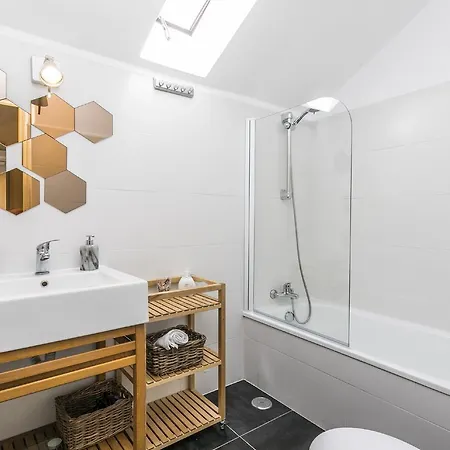 Santo Andre Terrace * Lisboa